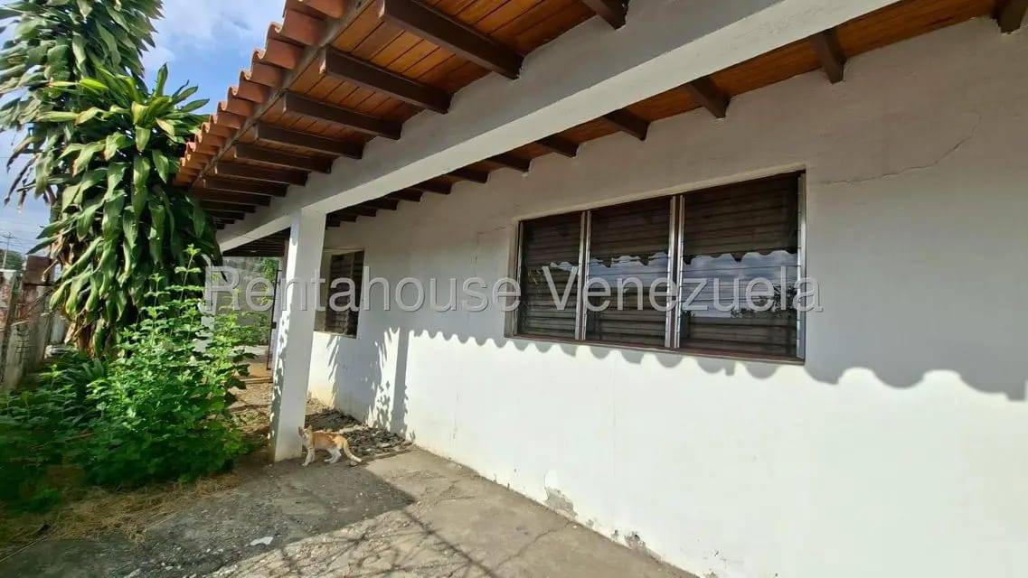 Casa (1 Nivel) en Venta en Zona Oeste, Lara - 18