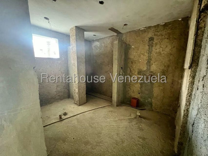 Casa (Multipes Niveles) en Venta en Parque el Retiro, Miranda - 10