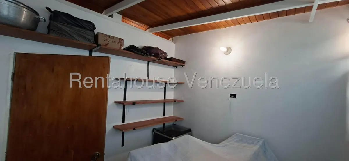 Casa (Multipes Niveles) en Venta en Avenida 1, Merida - 18