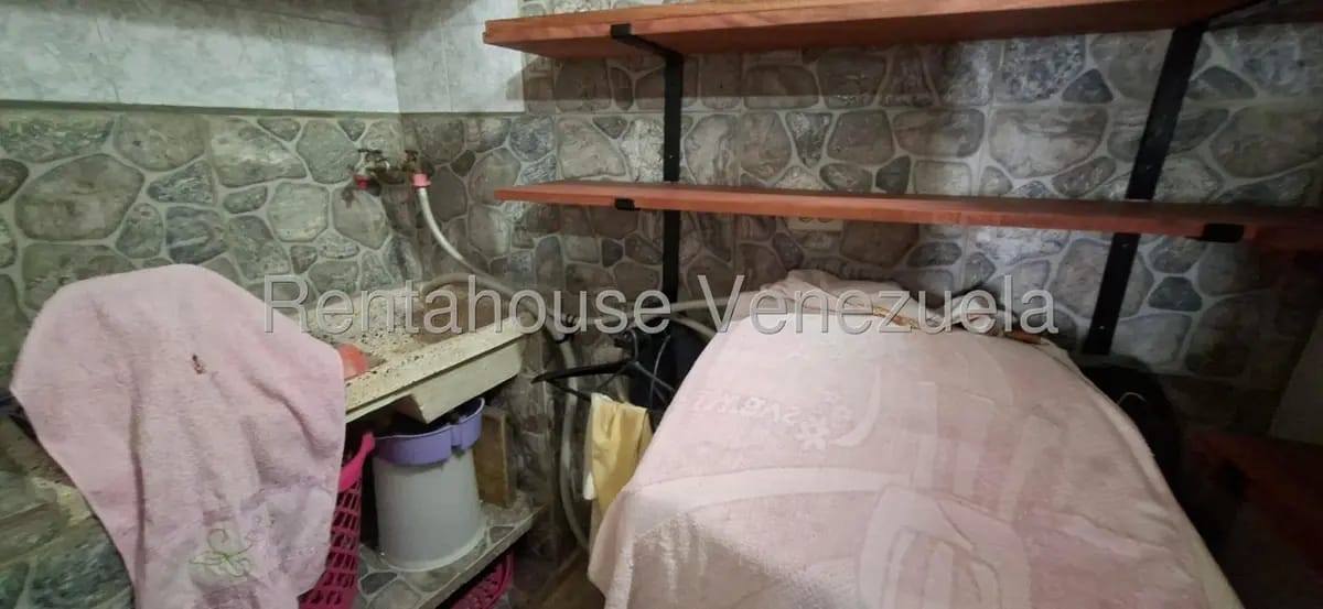 Casa (Multipes Niveles) en Venta en Avenida 1, Merida - 22