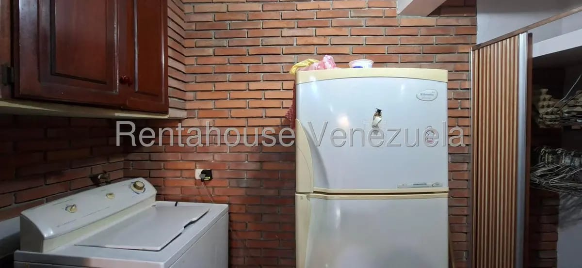 Casa (Multipes Niveles) en Venta en Avenida 1, Merida - 33