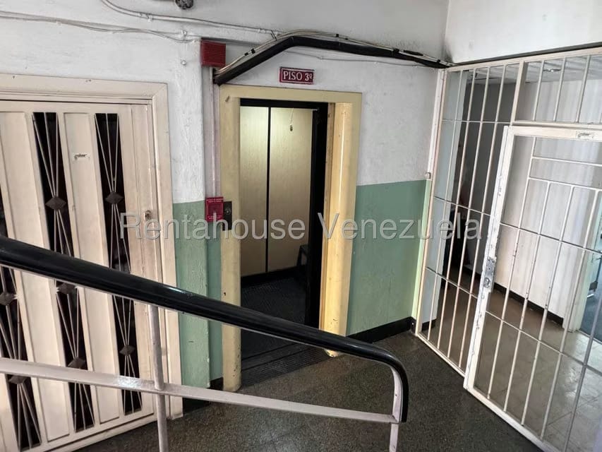 Comercial (Edificio) en Venta en Centro, Distrito Metropolitano - 24