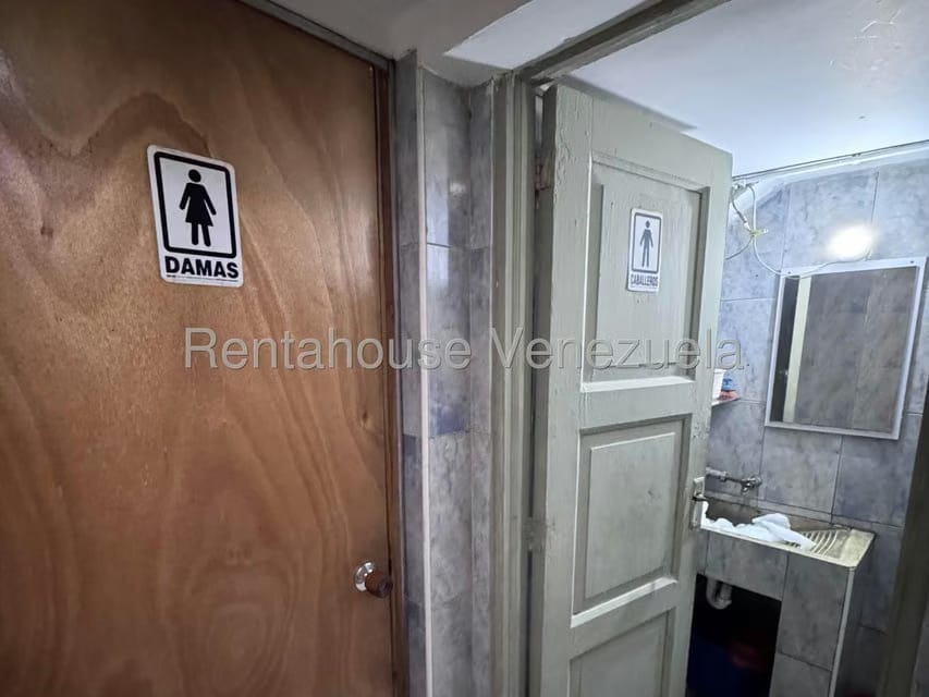 Comercial (Edificio) en Venta en Centro, Distrito Metropolitano - 39