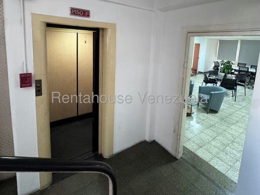Comercial (Edificio) en Venta en Centro, Distrito Metropolitano - 7