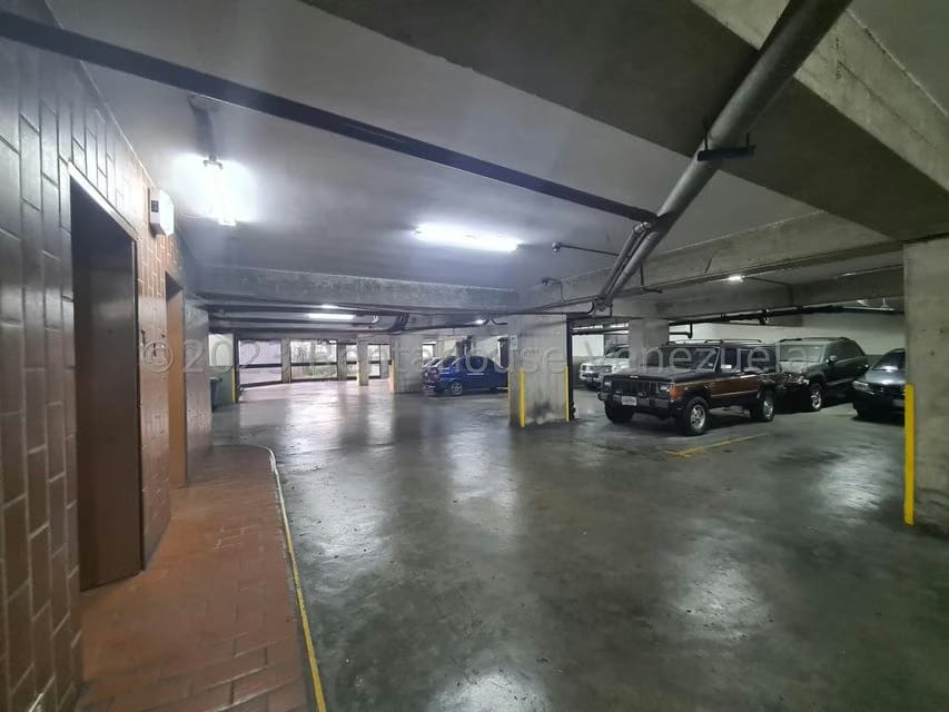 Apartamento (Duplex) en Venta en San Bernardino, Distrito Metropolitano - 35