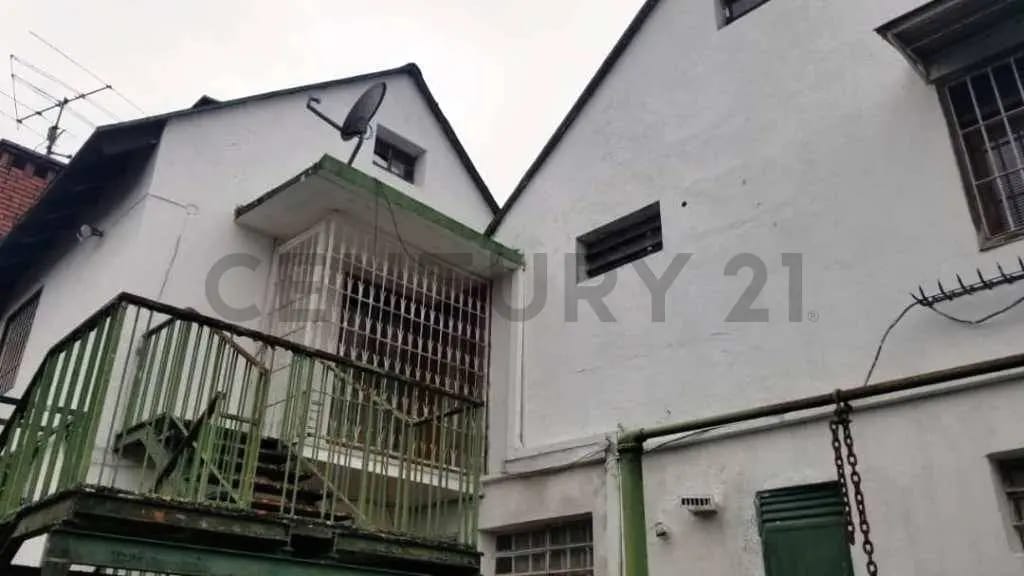 Excelente Casa Estilo Aleman, hermosa vista al Avila - 3