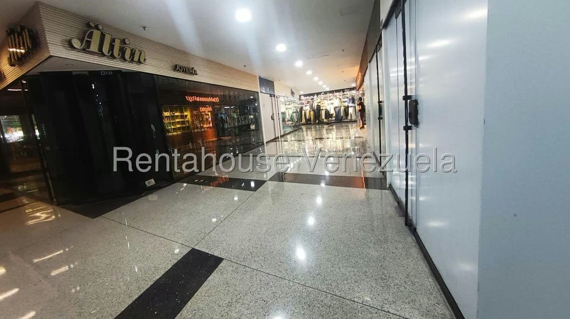 Comercial (Local Comercial) en Alquiler en El Rosal, Distrito Metropolitano - 2