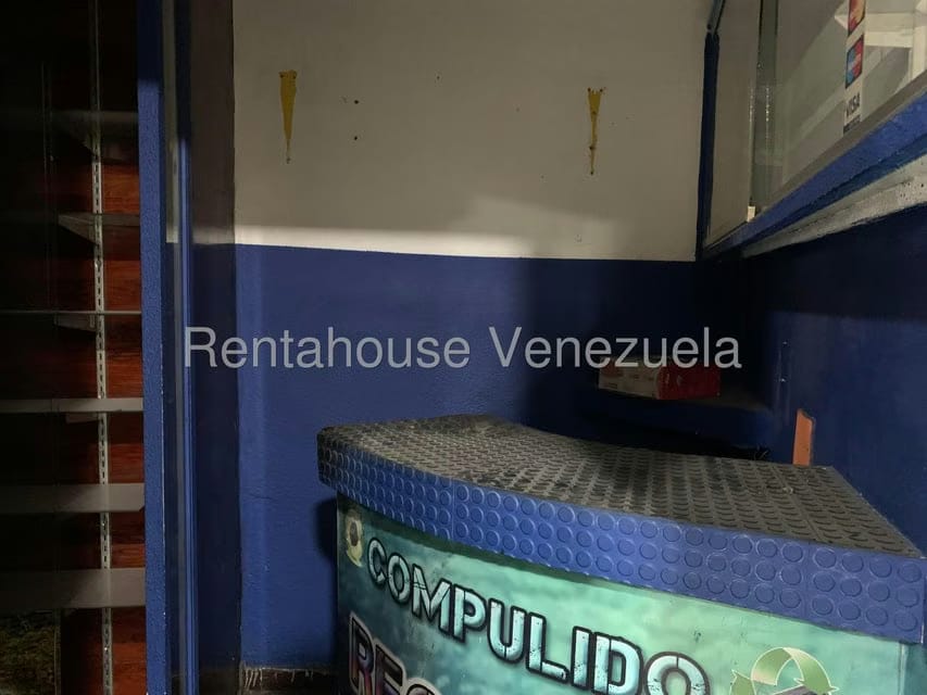 Comercial (Local Comercial) en Alquiler en El Rosal, Distrito Metropolitano - 5