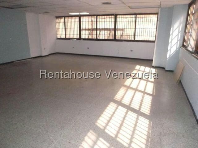 Comercial (Oficina) en Alquiler en La Urbina, Distrito Metropolitano - 5