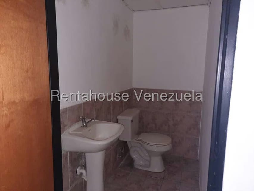 Comercial (Oficina) en Alquiler en La Urbina, Distrito Metropolitano - 8