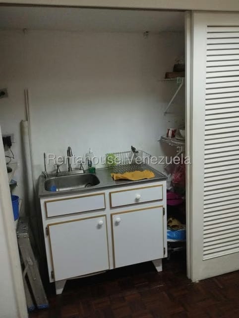 Comercial (Oficina) en Alquiler en Bello Monte, Distrito Metropolitano - 6