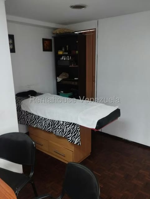 Comercial (Oficina) en Alquiler en Bello Monte, Distrito Metropolitano - 8