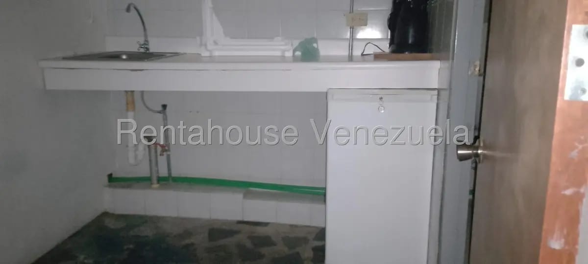 Comercial (Local Comercial) en Alquiler en La Castellana, Distrito Metropolitano - 5