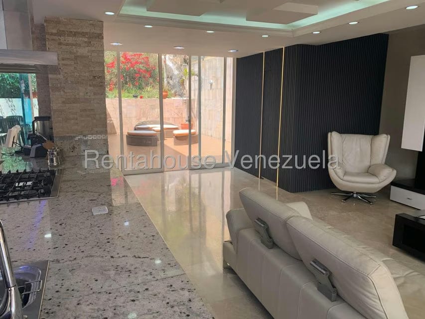 Casa (Multipes Niveles) en Venta en Alto Hatillo, Distrito Metropolitano - 18