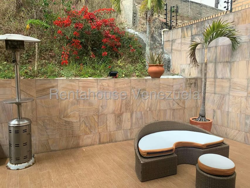 Casa (Multipes Niveles) en Venta en Alto Hatillo, Distrito Metropolitano - 32