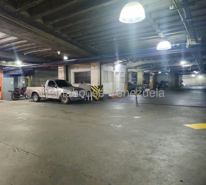 Apartamento (1 Nivel) en Alquiler en Chacao, Distrito Metropolitano - 24