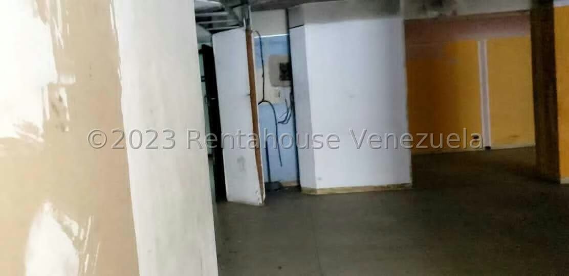 Comercial (Local Comercial) en Venta en Parroquia Catedral, Distrito Metropolitano - 8