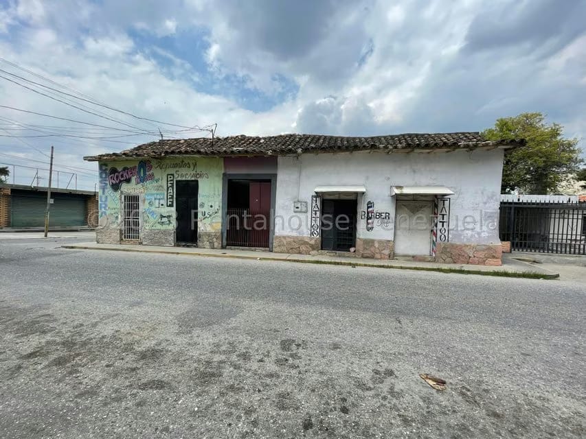 Casa (1 Nivel) en Venta en Centro, Lara - 3