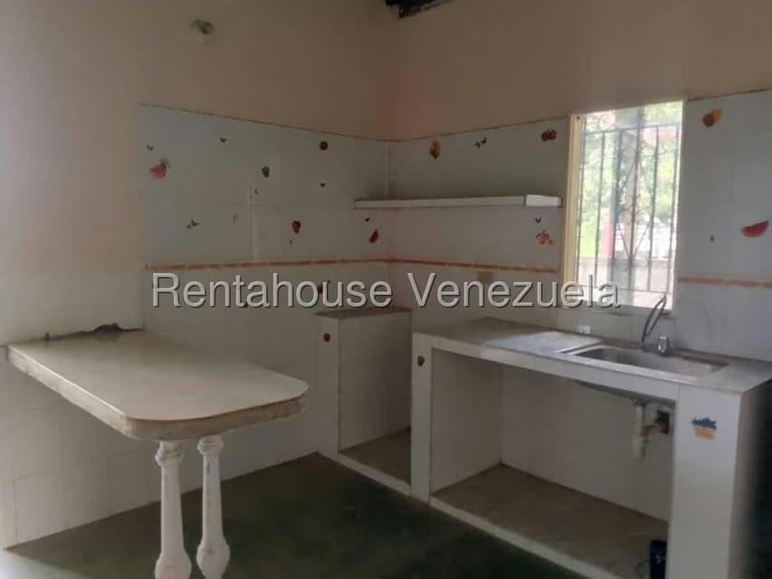 Casa (Contemporaneo) en Venta en Las Malvinas, Trujillo - 15