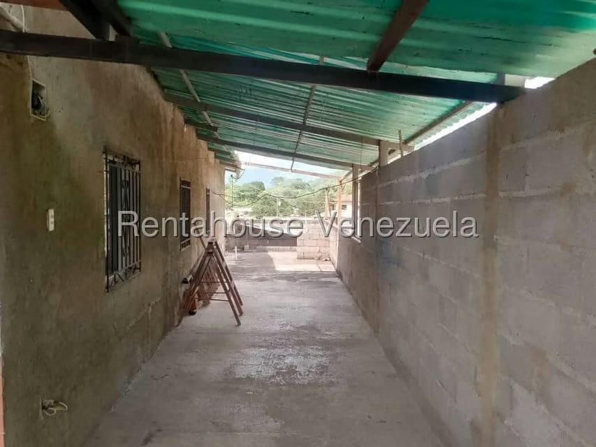 Casa (Contemporaneo) en Venta en Las Malvinas, Trujillo - 19