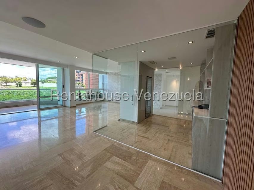 Apartamento (1 Nivel) en Venta en Mirador de Los Campitos I, Distrito Metropolitano - 3