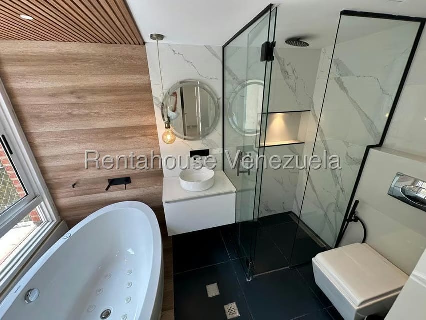 Apartamento (1 Nivel) en Venta en Mirador de Los Campitos I, Distrito Metropolitano - 23