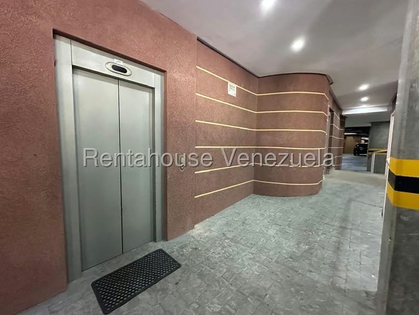 Apartamento (1 Nivel) en Venta en Mirador de Los Campitos I, Distrito Metropolitano - 27