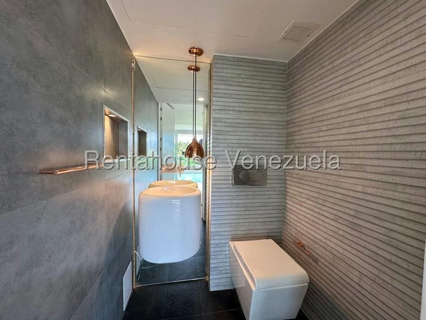 Apartamento (1 Nivel) en Venta en Mirador de Los Campitos I, Distrito Metropolitano - 4