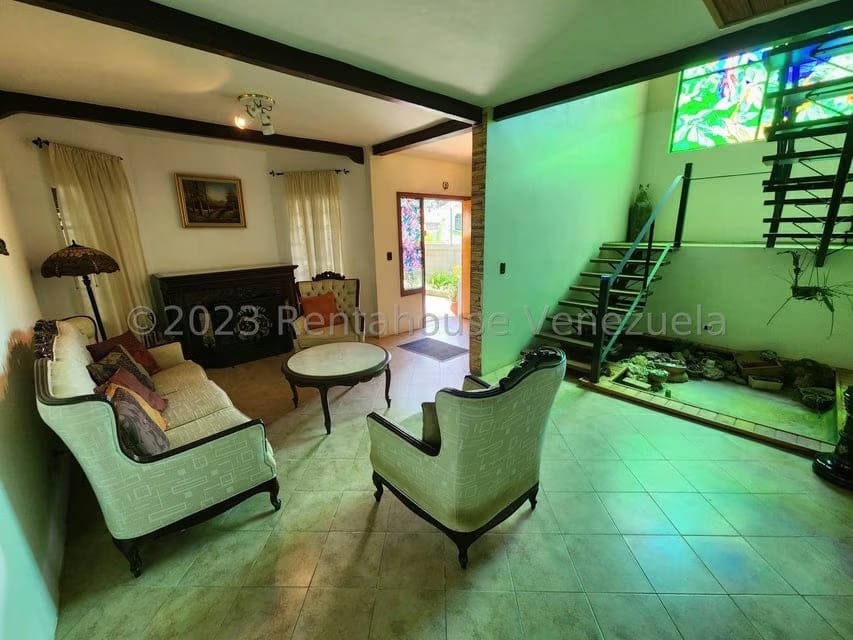 Casa (Duplex) en Venta en Colinas de Carrizal, Miranda - 3