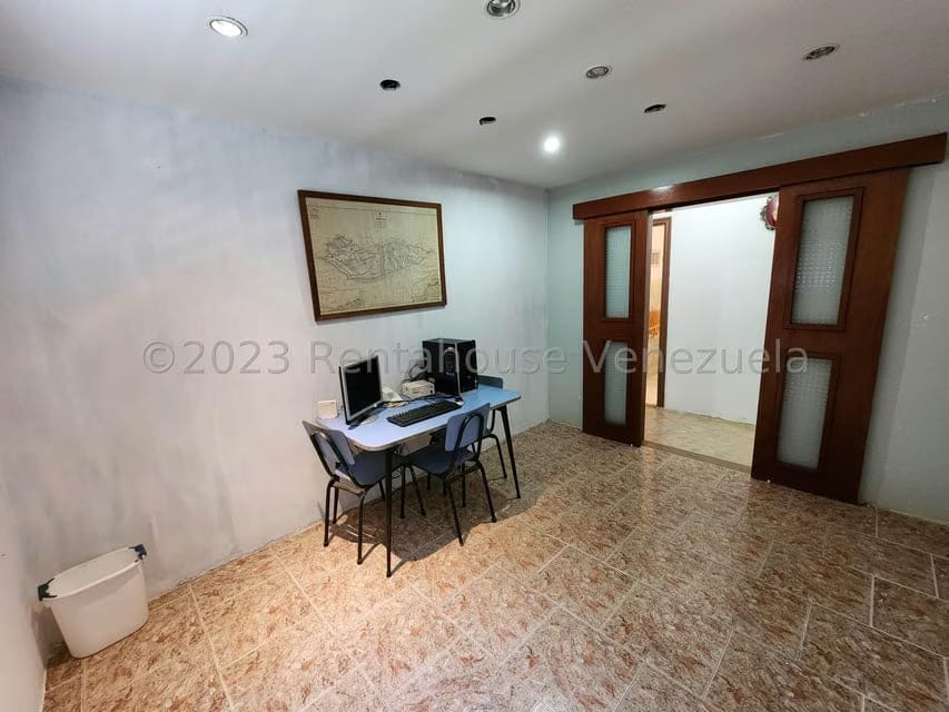 Casa (Duplex) en Venta en Colinas de Carrizal, Miranda - 26