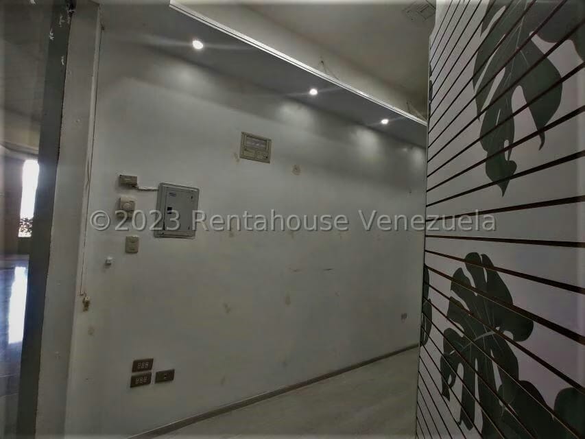 Comercial (Local Comercial) en Venta en Los Naranjos del Cafetal, Distrito Metropolitano - 5