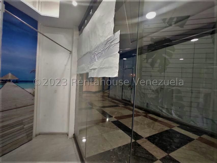 Comercial (Local Comercial) en Venta en Los Naranjos del Cafetal, Distrito Metropolitano - 6
