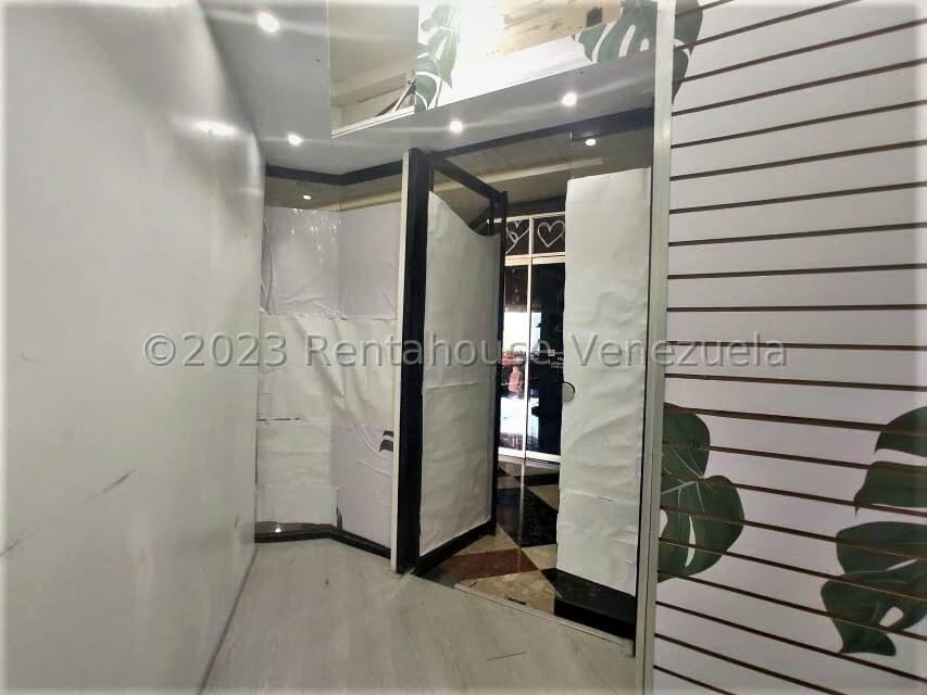 Comercial (Local Comercial) en Venta en Los Naranjos del Cafetal, Distrito Metropolitano - 8