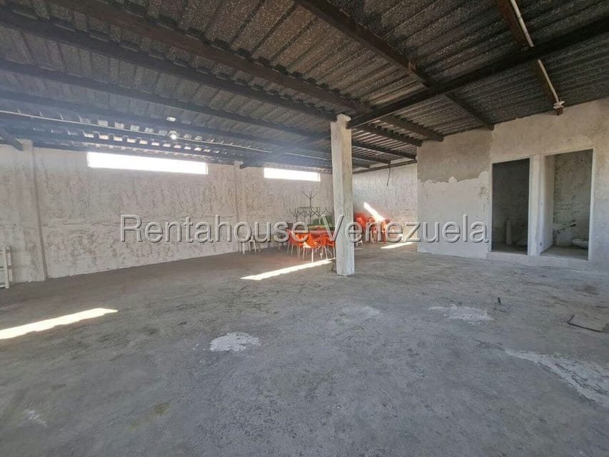 Comercial (Local Comercial) en Alquiler en La Montanita, Lara - 3