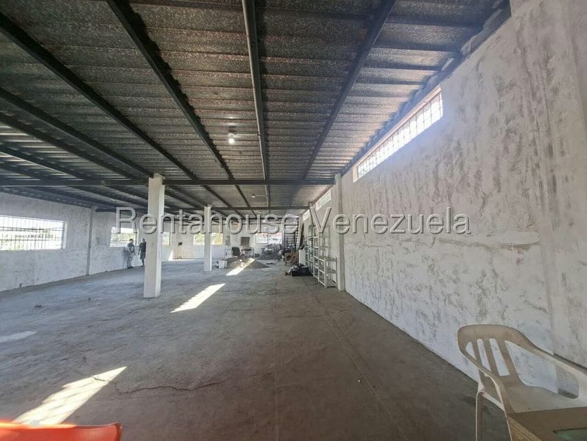 Comercial (Local Comercial) en Alquiler en La Montanita, Lara - 6