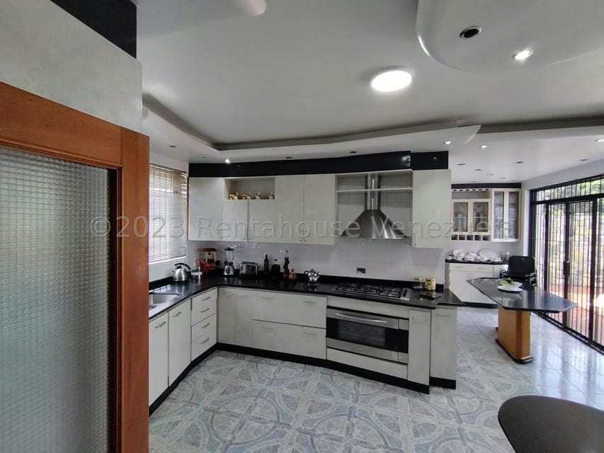 Casa (Multipes Niveles) en Venta en Macaracuay, Distrito Metropolitano - 18