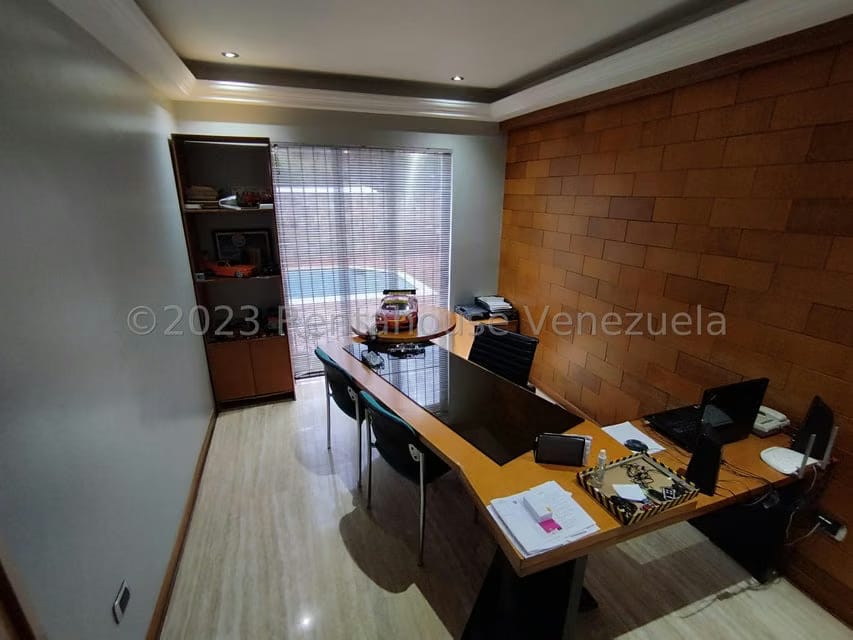 Casa (Multipes Niveles) en Venta en Macaracuay, Distrito Metropolitano - 21