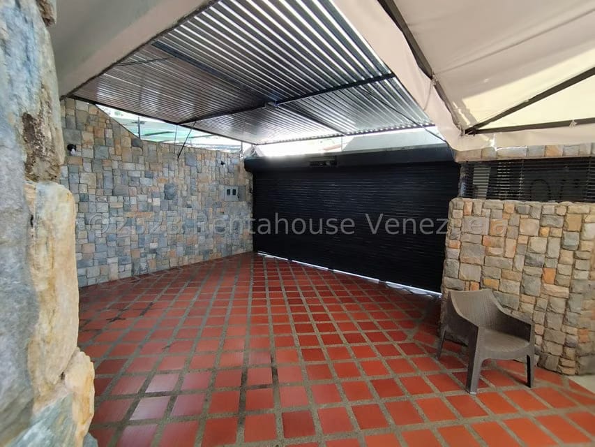 Casa (Multipes Niveles) en Venta en Macaracuay, Distrito Metropolitano - 39