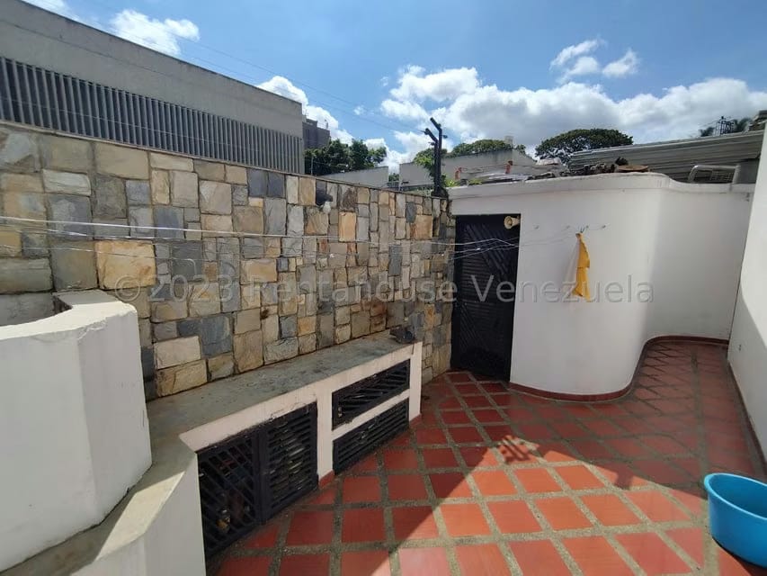 Casa (Multipes Niveles) en Venta en Macaracuay, Distrito Metropolitano - 40