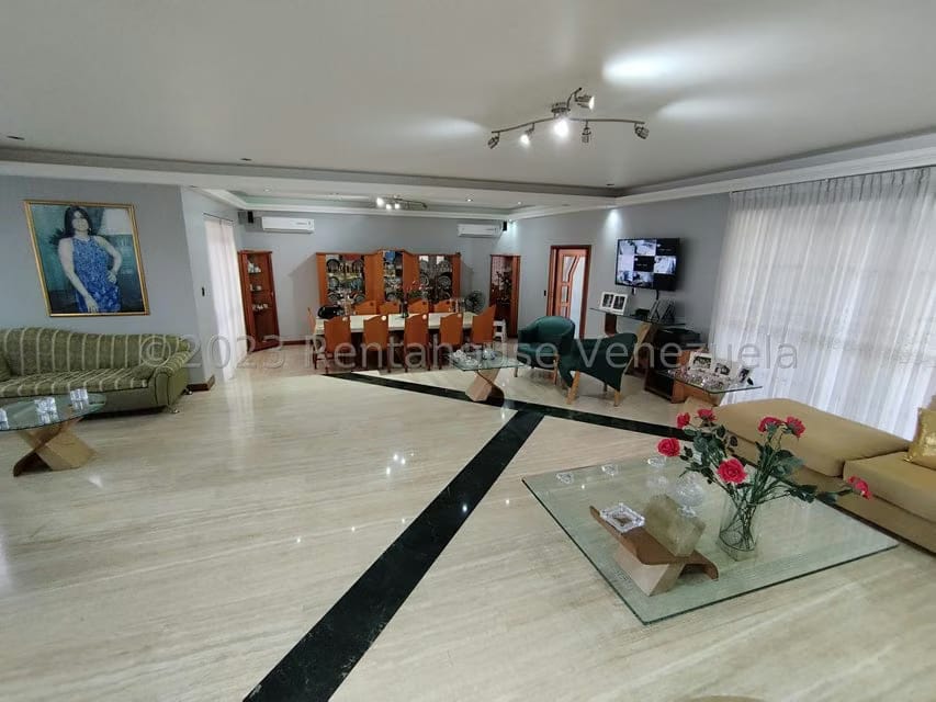 Casa (Multipes Niveles) en Venta en Macaracuay, Distrito Metropolitano - 6