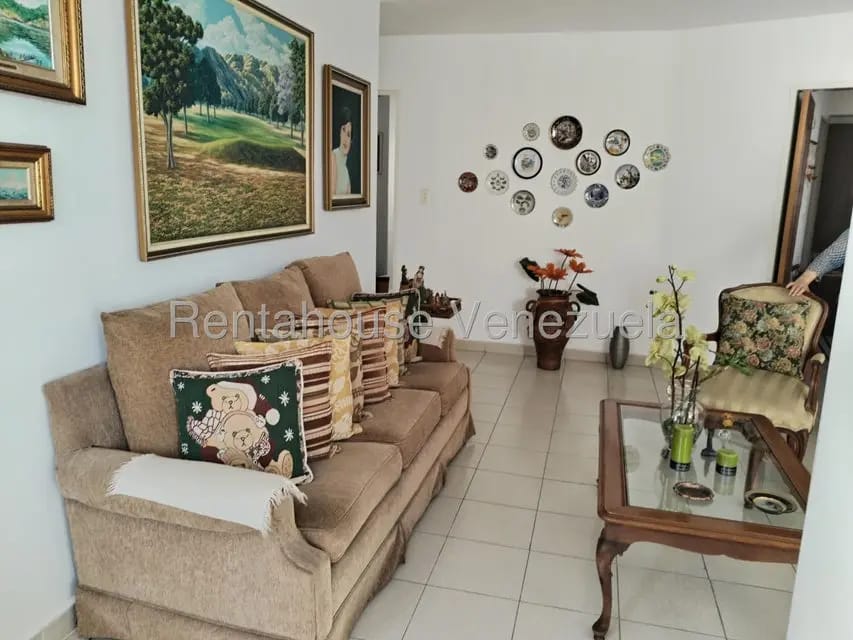 Apartamento (1 Nivel) en Venta en Los Mangos, Carabobo - 2