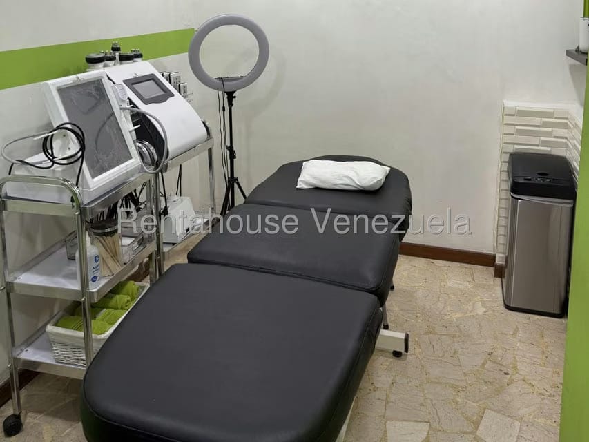 Comercial (Local Comercial) en Alquiler en Las Mercedes, Distrito Metropolitano - 6