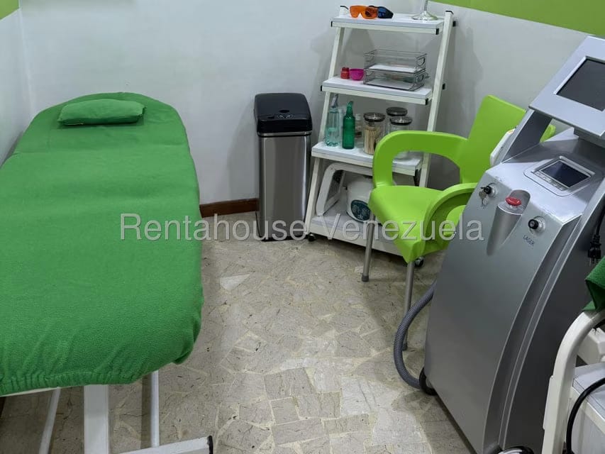 Comercial (Local Comercial) en Alquiler en Las Mercedes, Distrito Metropolitano - 7