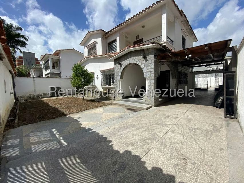 Comercial (Local Comercial) en Alquiler en Santa Monica, Distrito Metropolitano