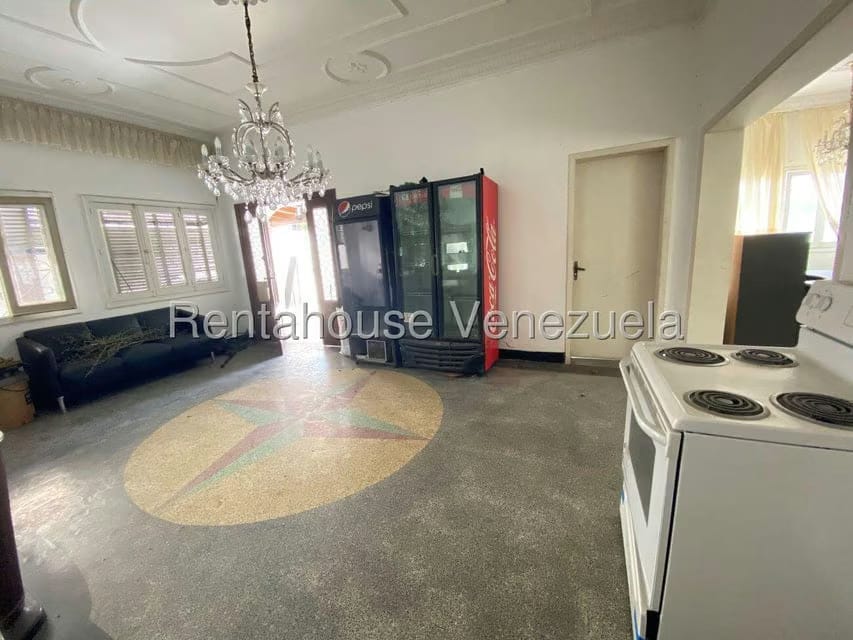 Comercial (Local Comercial) en Alquiler en Santa Monica, Distrito Metropolitano - 16