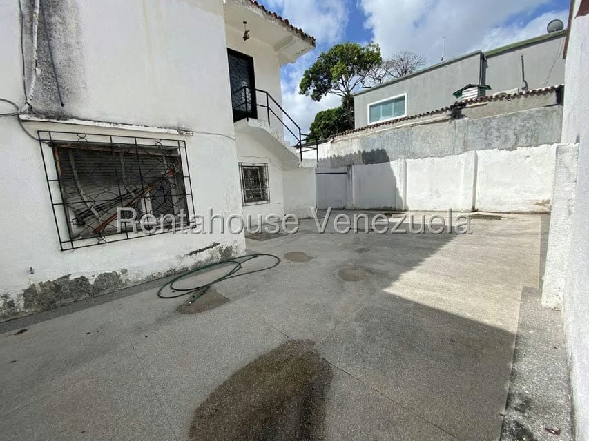 Comercial (Local Comercial) en Alquiler en Santa Monica, Distrito Metropolitano - 3
