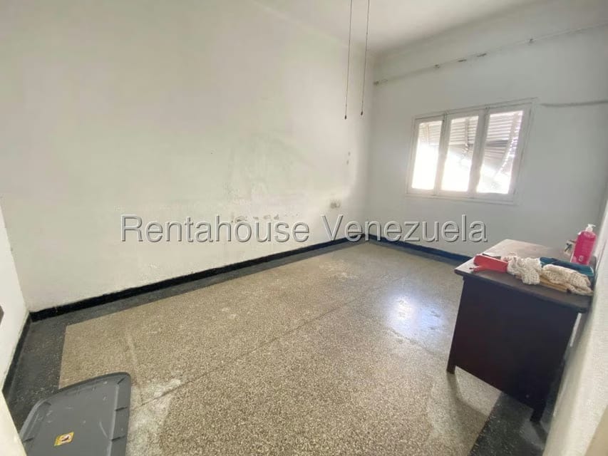 Comercial (Local Comercial) en Alquiler en Santa Monica, Distrito Metropolitano - 21