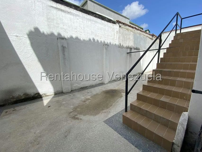 Comercial (Local Comercial) en Alquiler en Santa Monica, Distrito Metropolitano - 24