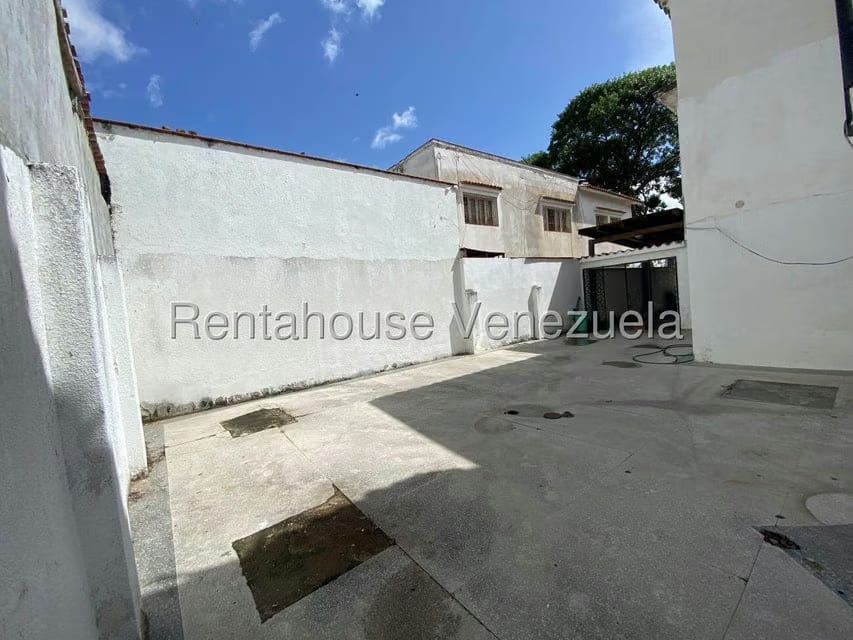 Comercial (Local Comercial) en Alquiler en Santa Monica, Distrito Metropolitano - 10
