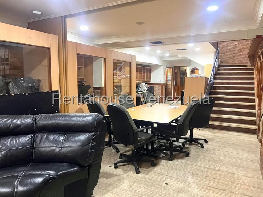 Comercial (Oficina) en Alquiler en Los Palos Grandes, Distrito Metropolitano - 10